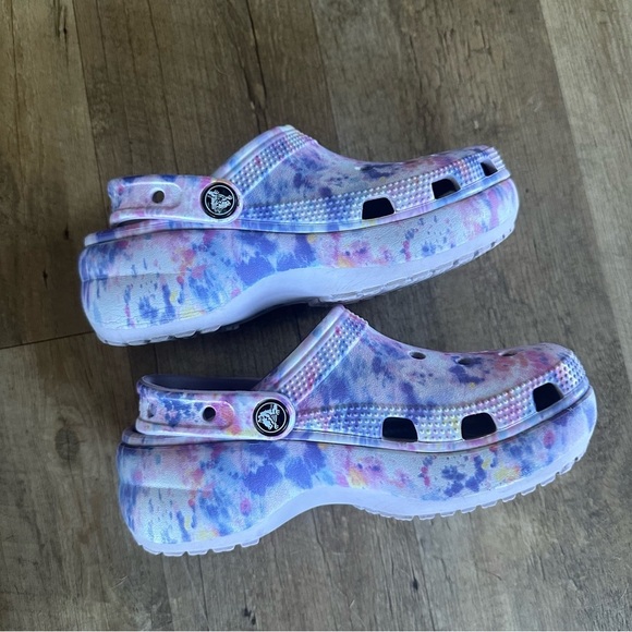 Crocs Classic Platform Slip On Clog Purple Pink Tie Dye - Picture 4 of 10